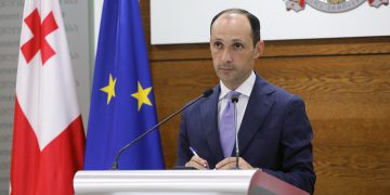 ლევან დავითაშვილი: „სახელმწიფო ფერმერებს 100%-ით აუნაზღაურებს ახალი ნერგების ღირებულებას“