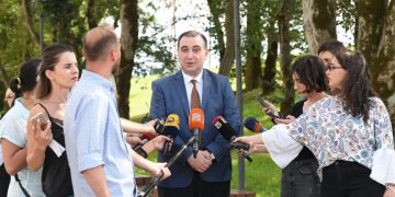 მიხეილ ჩხენკელი: „სასწავლო წლის დაწყებას არანაირი საფრთხე არ შეექმნება. ჩვენ, როგორც განვაცხადეთ, 15 სექტემბერს ვიწყებთ სწავლას