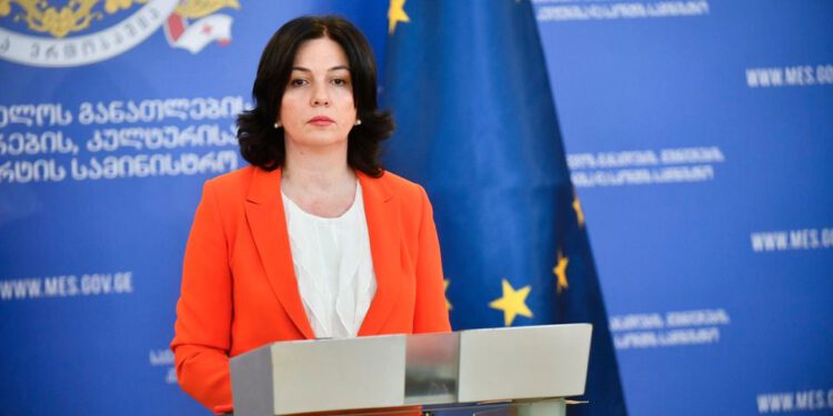 ნუნუ მიცკევიჩი: „19 ოქტომბრიდან უმაღლეს სასწავლებლებში მხოლოდ პრაქტიკულ-ლაბორატორიული სამუშაოები განახლდება საუნივერსიტეტო სივრცეებში, ხოლო სასწავლო პროცესის სხვა კომპონენტები ისევ დისტანციურად  წარიმართება“