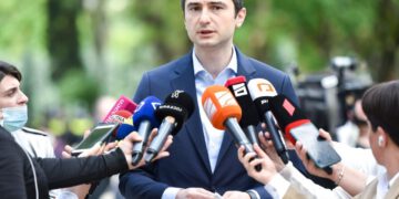 პარლამენტის თავმჯდომარის კახა კუჭავას სიტყვით გამოსვლა „ქართული ოცნების“ ბორჯომის მერობის კანდიდატის ოთარ არბოლიშვილის წარდგენაზე (R)