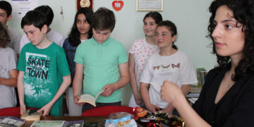 მაჟორიტარი დეპუტატის მხარდაჭრით ბორჯომის სკოლებში წიგნიერების აქცია გაიმართა