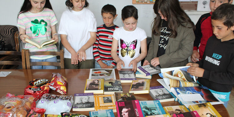 ანტონ ობოლაშვილის მხარდაჭრით, ადიგენის მუნიციპალიტეტის სკოლებში წიგნიერების აქცია გაიმართა