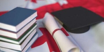 ბორჯომის მუნიციპალიტეტის გადაწყვეტილებით, ბაკალავრის საფეხურზე მყოფი ყველა წარმატებული სტუდენტი სემესტრულად ერთჯერადად 1000 ლარს მიიღებს