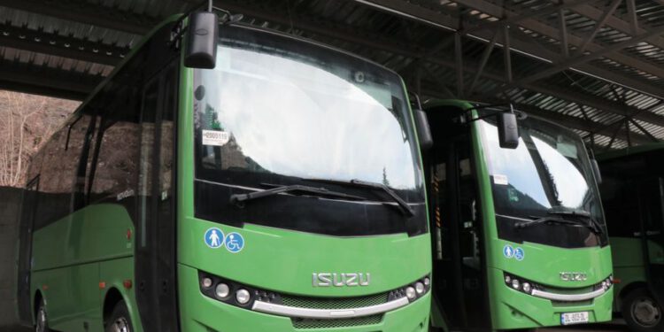 პრემიერ-მინისტრ ირაკლი ღარიბაშვილის ინიციატივით, ბორჯომის მუნიციპალიტეტმა ექვსი ახალი ავტობუსი შეიძინა