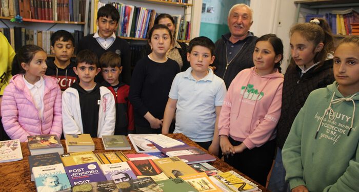 წიგნიერების კვირეული — მაჟორიტარიდეპუტატისსაჩუქარი ახალციხის სკოლებს