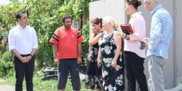 სახალხო დამცველმა საოკუპაციო ხაზის მიმდებარე სოფლები მოინახულა