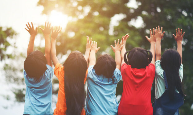 ბორჯომში მცხოვრებმა 18 წლამდე დედ-მამით ობოლმა და კრიზისულ მდგომარეობაში მყოფმა ბავშვებმა ერთჯერადი ფულადი დახმარება მიიღეს