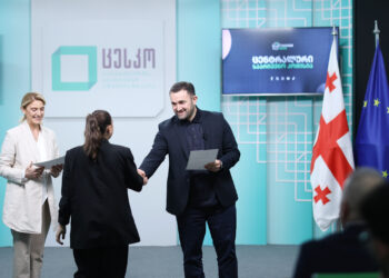 საარჩევნო მედია სკოლის კურსდამთავრებულებს სერტიფიკატები გადაეცათ