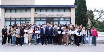 შეხვედრა სახელმწიფო ენის სწავლებისა და ინტეგრაციის პროგრამის კურსდამთავრებულებთან მარნეულში