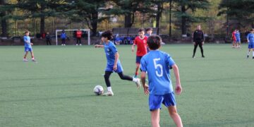 ბორჯომის მუნიციპალიტეტის ახალარჩეული მერი ბორჯომის საფეხბურთო გუნდის «თორი»-ს და «საგარეჯო»-ს მატჩს დაესწრო