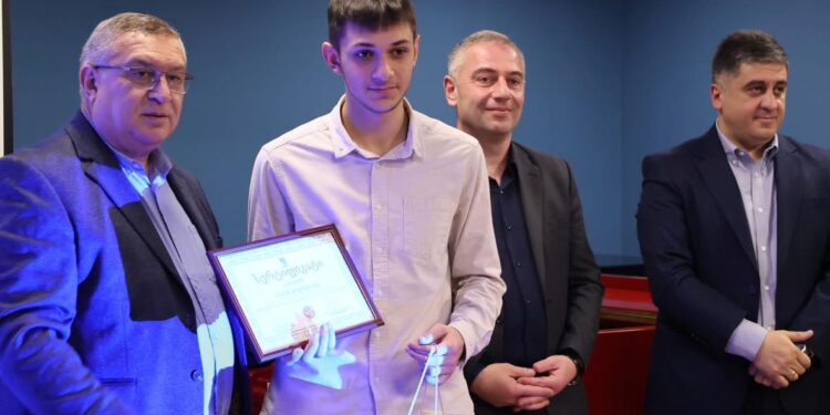 ბორჯომის მხარეთმცოდნეობის მუზეუმში ახალგაზრდებმა «ექსპონატებით მოყოლილი ისტორიები» წარმოადგინეს