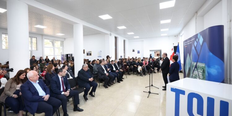 განათლების, მეცნიერებისადაახალგაზრდობისსამინისტროთსუ-ისქუთაისისპროფესიულიგანათლებისცენტრისრეაბილიტაციას 1 მილიონ 300 ათასილარითდააფინანსებს