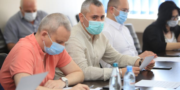 შიდა ქართლის რეგიონში საცხოვრებელი ფართი  37 დევნილ ოჯახს გადაეცემა