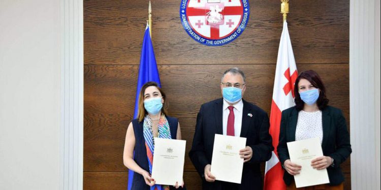 განათლების სამინისტროსა და გაეროს ადამიანის უფლებათა უმაღლესი კომისრის ოფისს შორის მემორანდუმი გაფორმდა