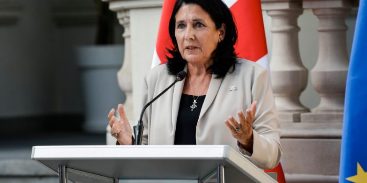 საქართველოს პრეზიდენტი სალომე ზურაბიშვილი კიდევ ერთხელ აცხადებს, რომ ექს-პრეზიდენტ მიხეილ სააკაშვილს არ შეიწყალებს