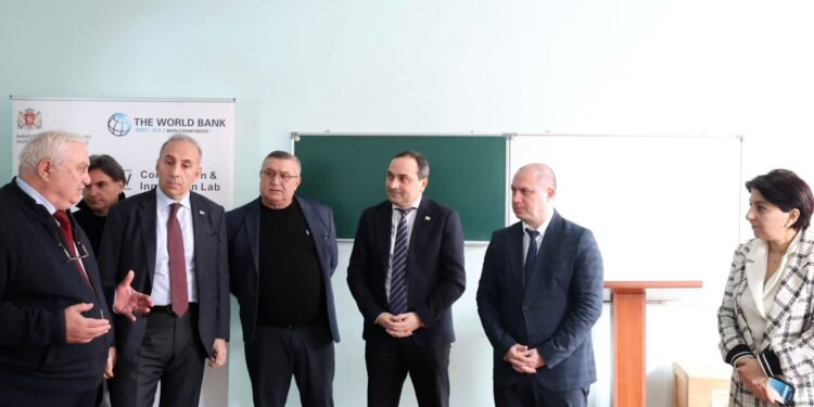 გივი მიქანაძემ სამცხე-ჯავახეთის სახელმწიფო უნივერსიტეტის ახალი ვეტერინარული ლაბორატორიები დაათვალიერა