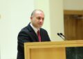 გივი მიქანაძე: „ჩვენთვის მნიშვნელოვანია სახელმწიფოებრივად მოაზროვნე, სათანადო ღირებულებების მქონე თაობის ჩამოყალიბება — ადამიანები, რომლებიც ერთდროულად იზრუნებენ საკუთარ განვითარებასა და საზოგადოების კეთილდღეობაზე. სწორედ ამას ემსახურება ზოგადი განათლების სისტემის რეფორმა‘‘